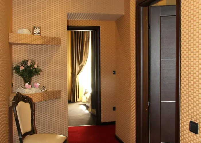 Nice Rome Holiday